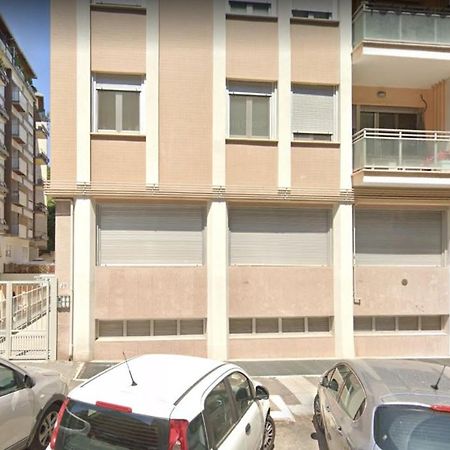 Happy Rome Casa Vacanzeアパートメント エクステリア 写真